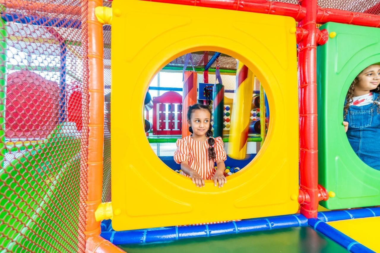 S Plaza Suites Hotel Seef Dış mekan fotoğraf