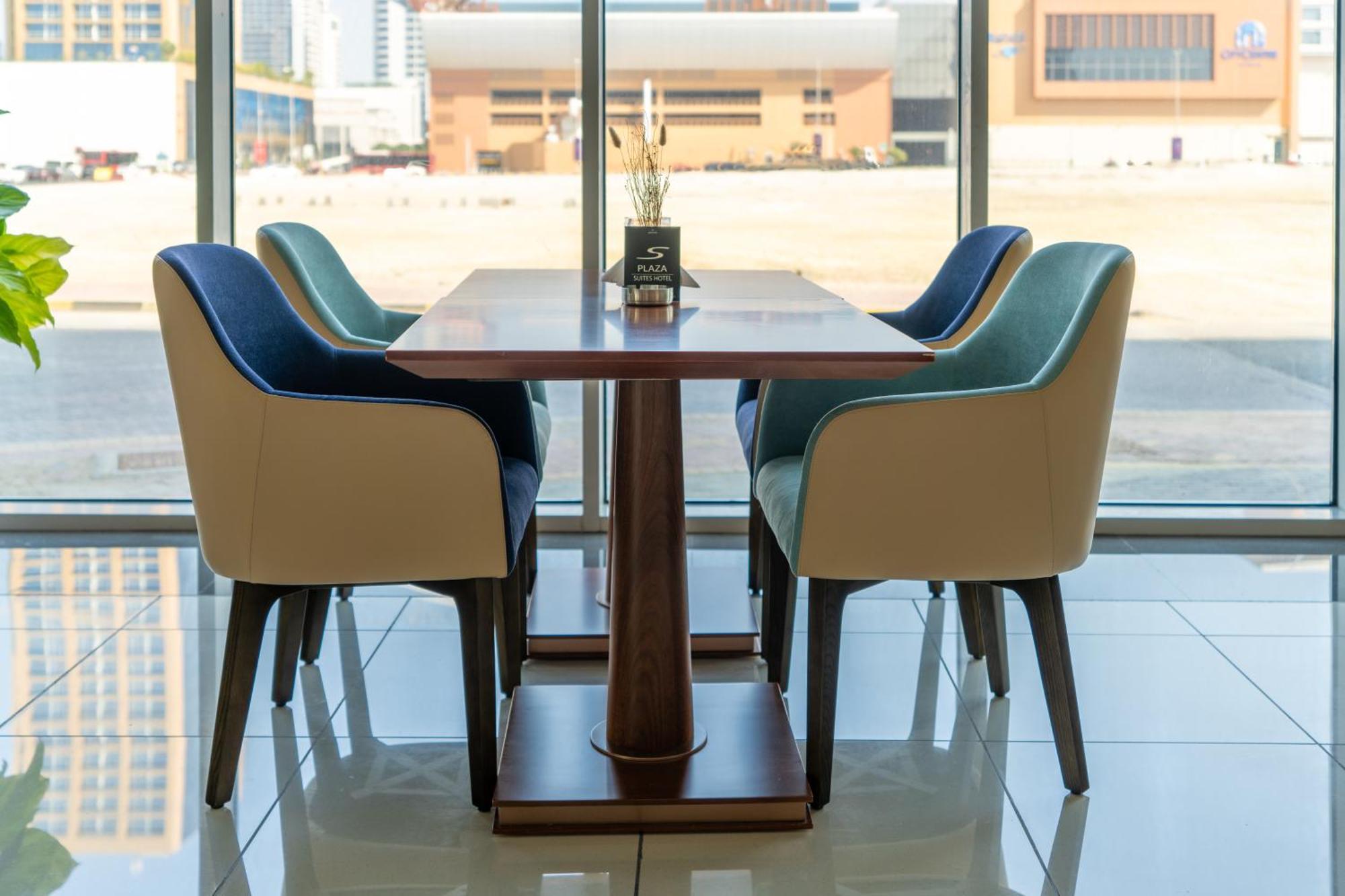 S Plaza Suites Hotel Seef Dış mekan fotoğraf