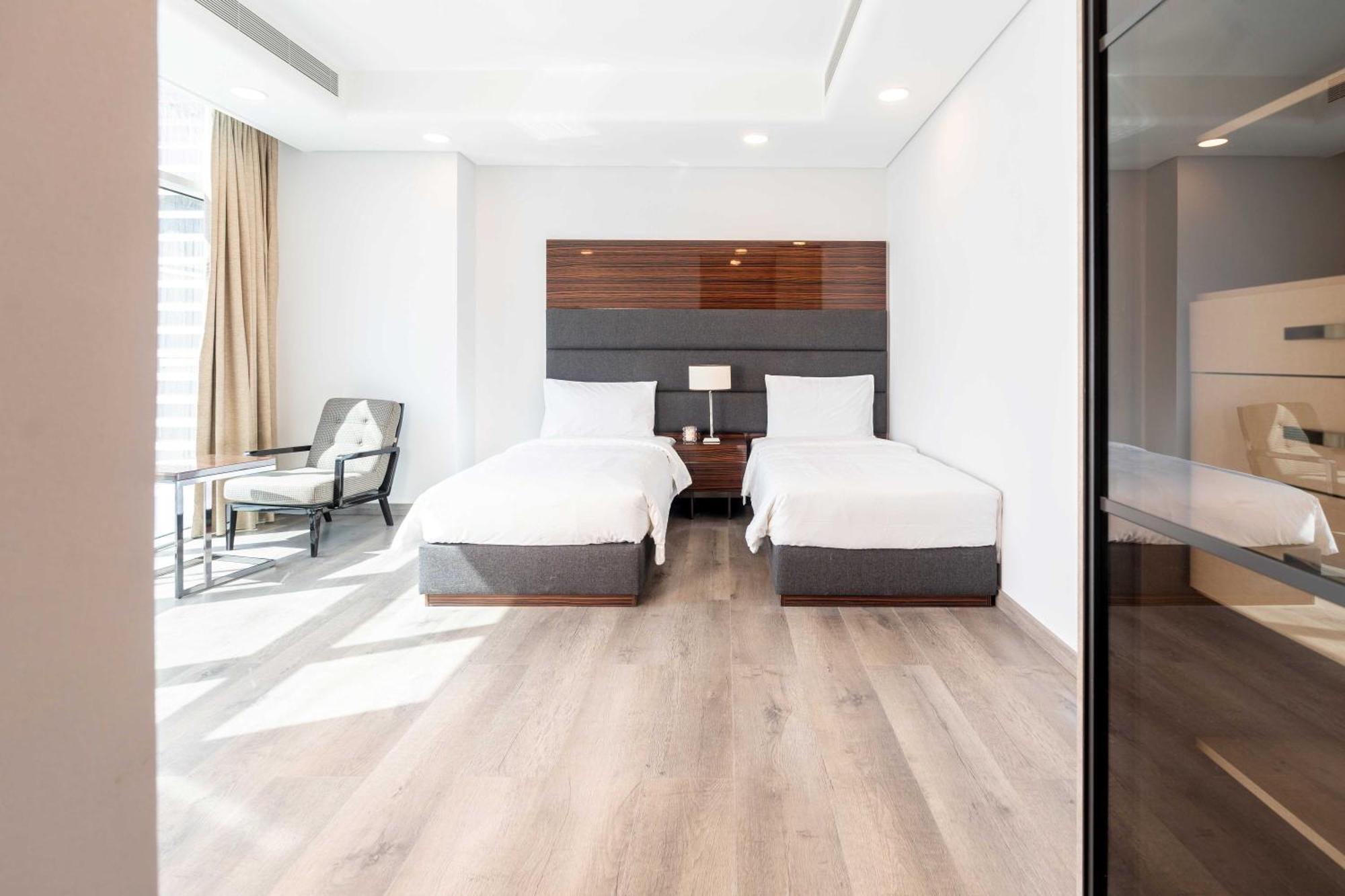 S Plaza Suites Hotel Seef Dış mekan fotoğraf